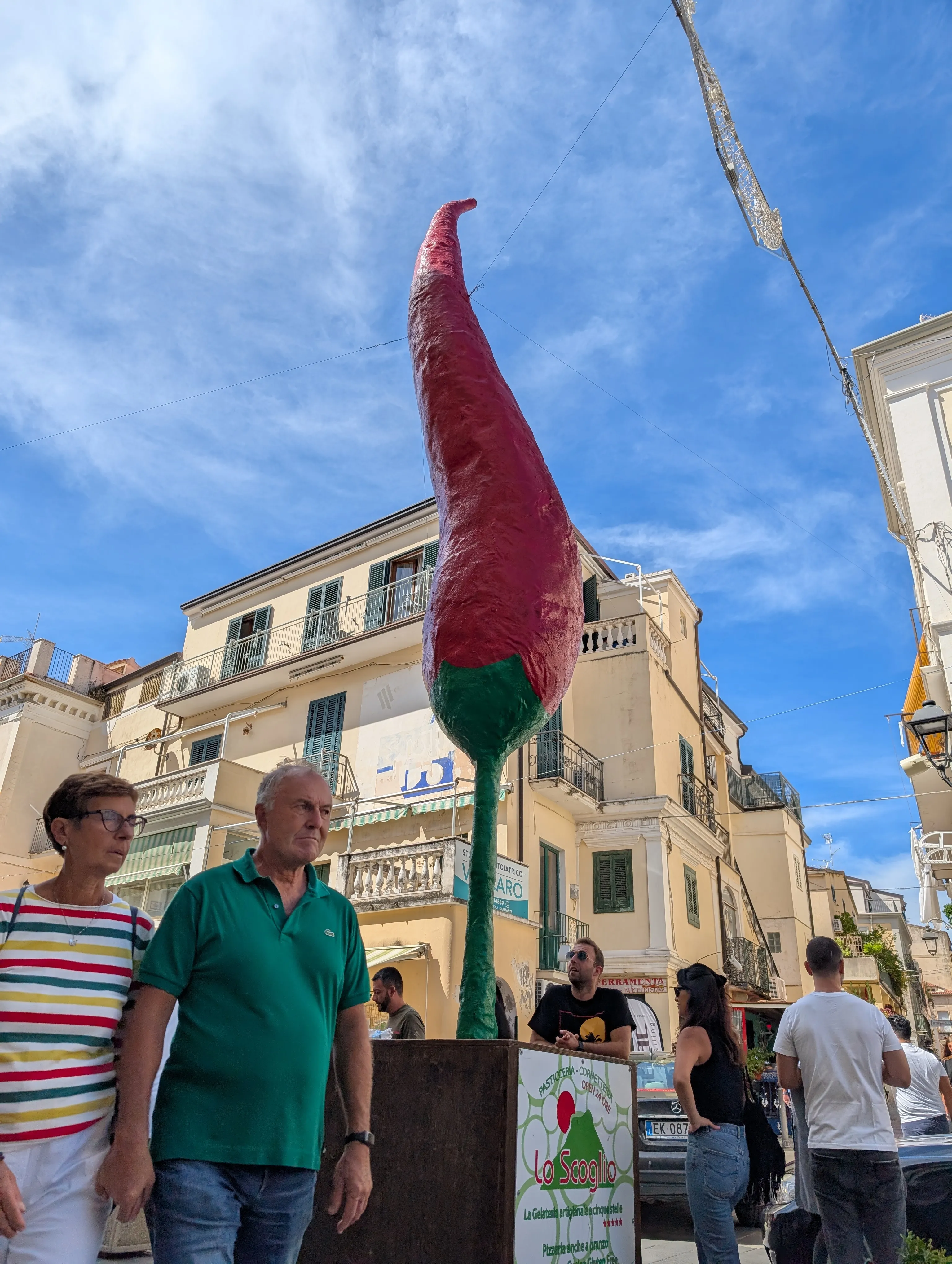 Paper Machete Pepper Statue